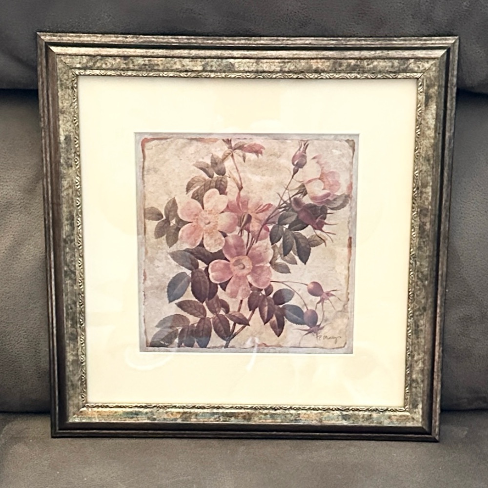 Elegant Floral Framed Art